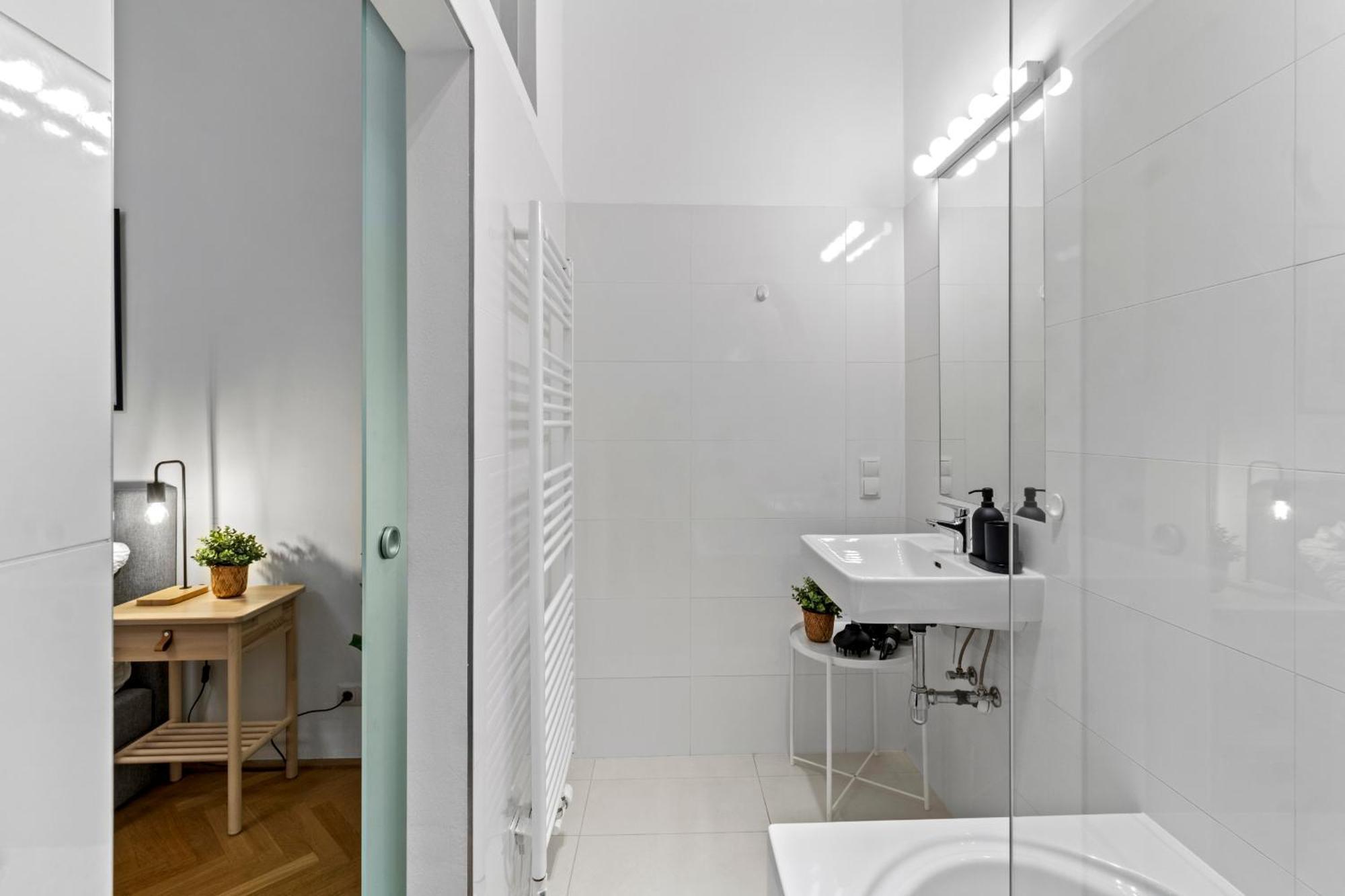 Cozy Vienna Apartments - 4 Min U6 Josefstaedterstrasse Buitenkant foto